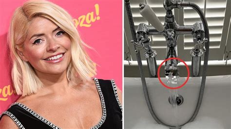 her reflection holly willoughby bath picture|Holly Willoughby uses THAT now